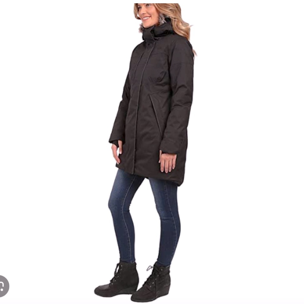 The North Face Far Northern Parka, waterproof down coat gray size small